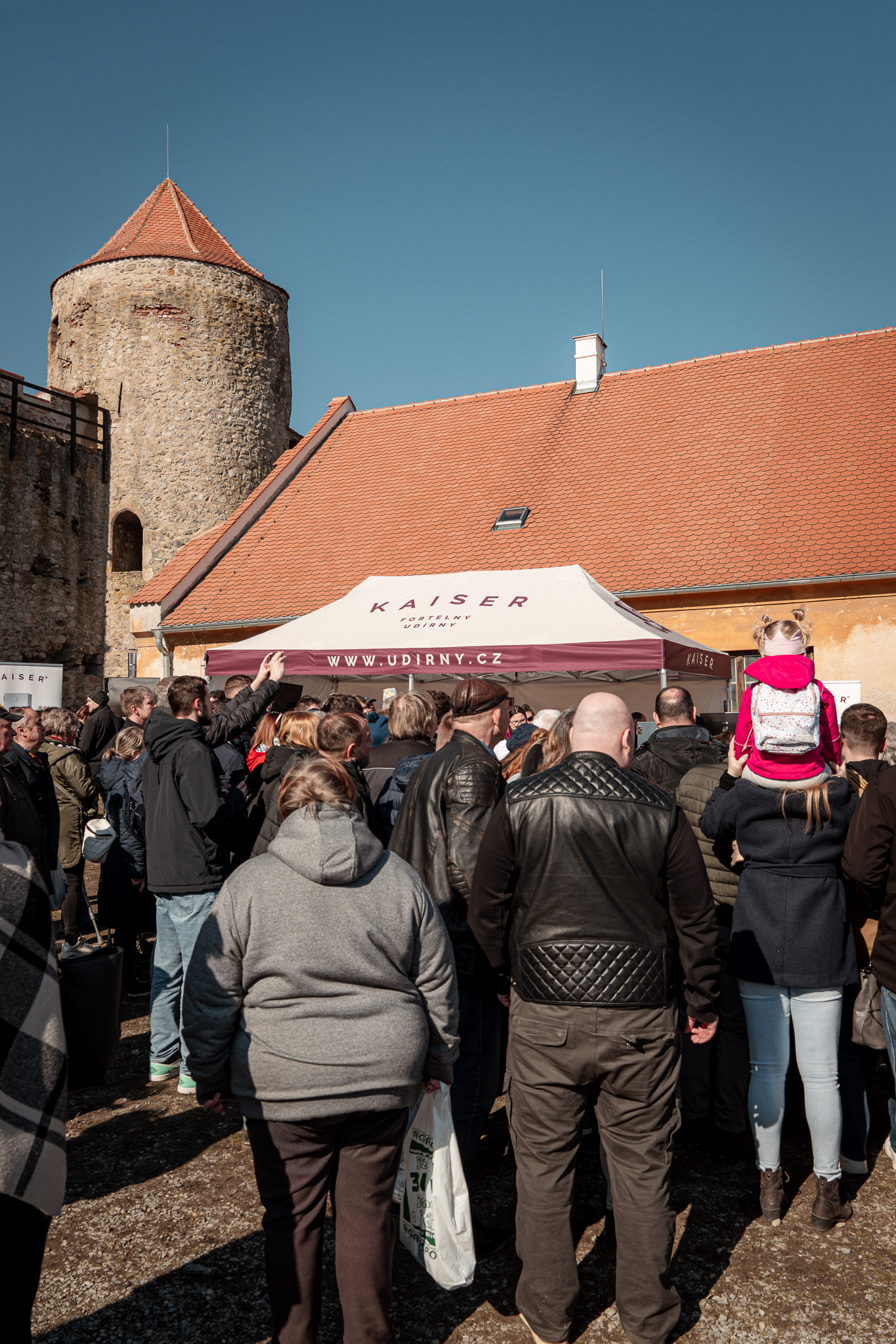 První klobásy v kouři